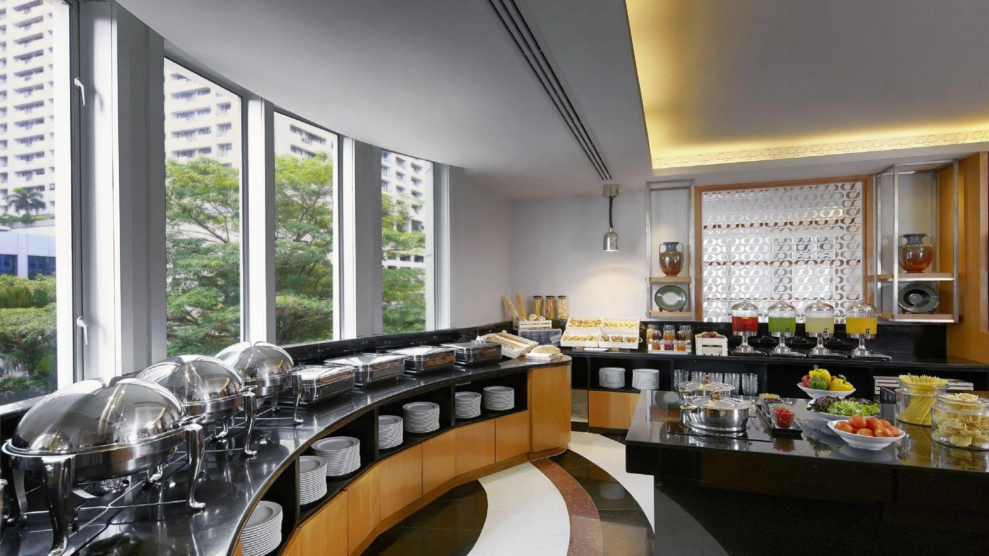 Marriott Executive Apartments Mayfair Bangkok Bagian luar foto